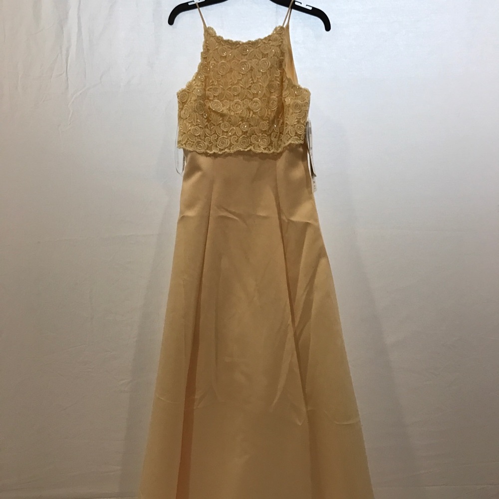 Yellow prom gown - size 4 NWT